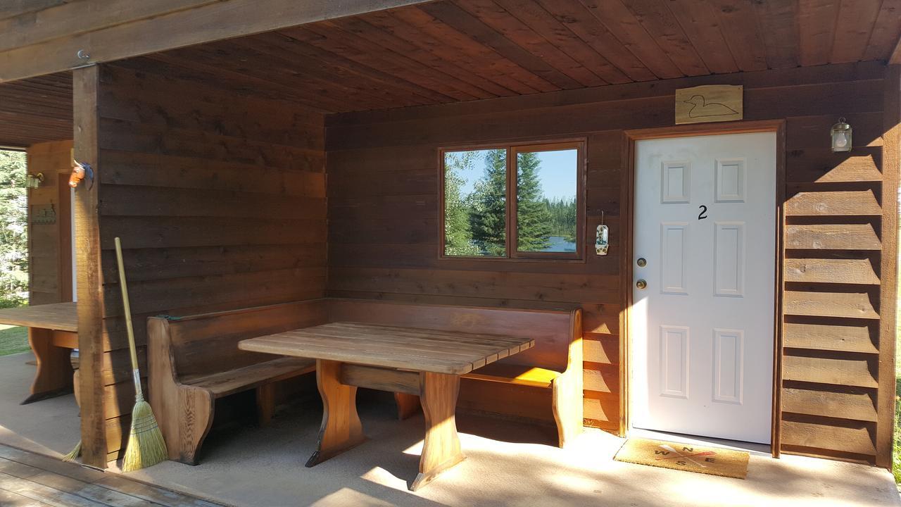 Wettstone Guest Ranch Bed and Breakfast Bridge Lake Exteriör bild