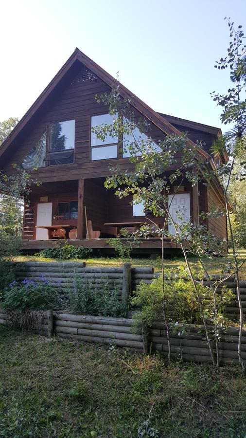 Wettstone Guest Ranch Bed and Breakfast Bridge Lake Exteriör bild
