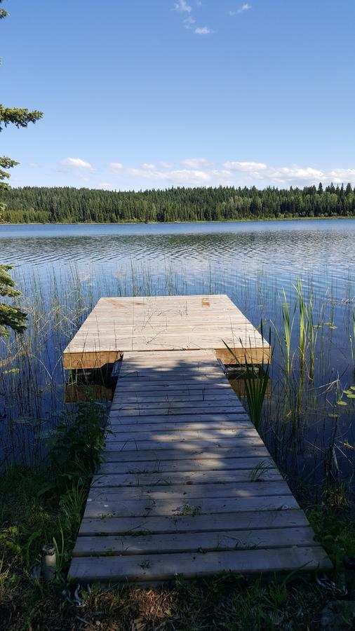 Wettstone Guest Ranch Bed and Breakfast Bridge Lake Exteriör bild